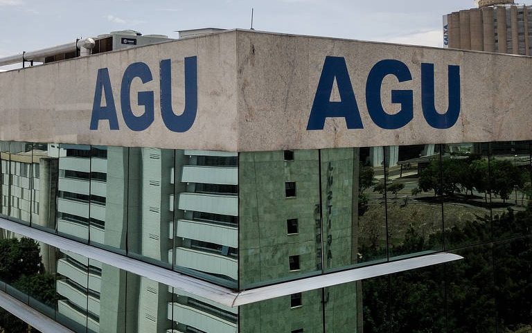 Fachada da Advocacia Geral da União.