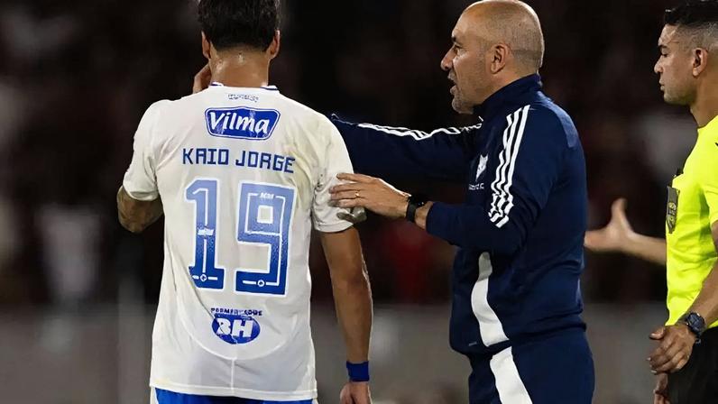 Chuva de “lei do ex”! De Arrascaeta, ex-Cruzeiro, marcado por Fabrício Bruno, ex-Fla –