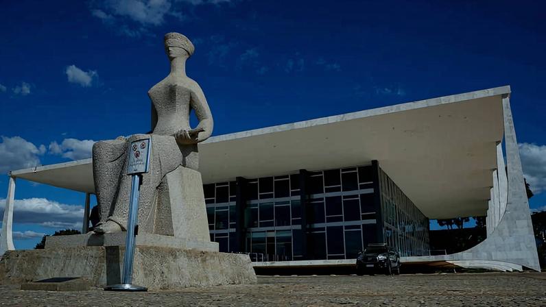 Fachada da sede do STF, na Praça dos Três Poderes, em Brasília