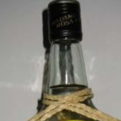 Feni: o destilado de caju da Índia