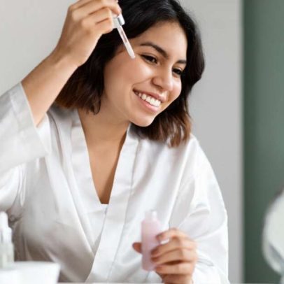 Rotina de 10 minutos diários de skincare para mulheres reais gera destaque
