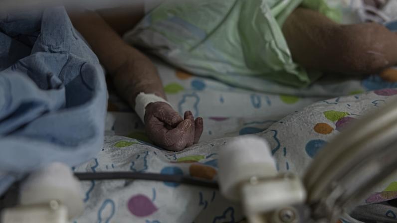 Bebê recém-nascido em hospital de Boa Vista; Roraima tem maior sub-registro de nascimentos no Brasil, diz IBGE