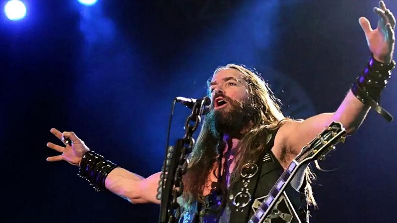 Zakk Wylde durante apresentação de sua banda Black Label Society, no estádio Palestra Itália, em 2008