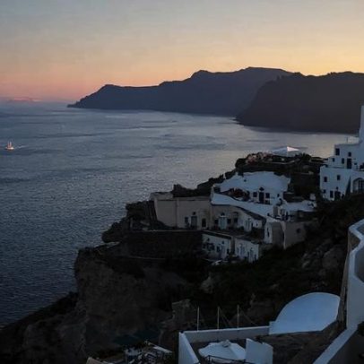 Santorini praias, vilarejos e dicas para planejar a viagem
