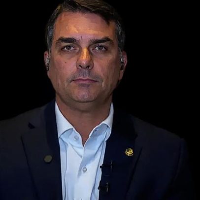 Flávio Bolsonaro confirma visita a Daniel Vorcaro em prisão domiciliar