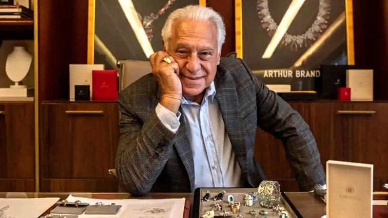 Arthur (Antonio Fagundes) em 'Quem ama cuida'