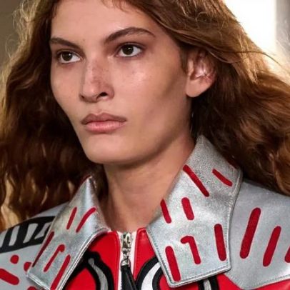 Anne Hathaway e Zendaya em desfile cruise da Louis Vuitton; brasileiras desfilam