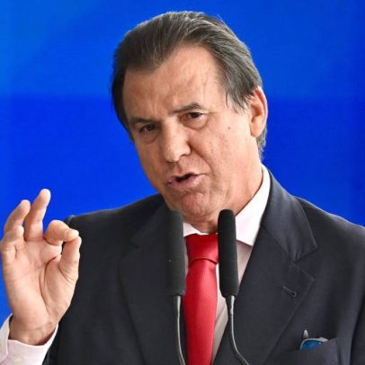 Brasil abre 85 mil vagas formais em abril, pior desde 2020, diz Caged