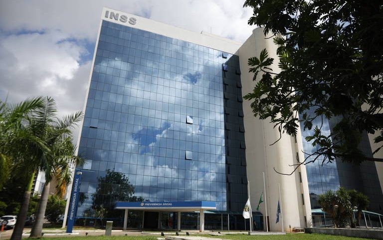 Fachada da sede do INSS em Brasília; órgão identificou vazamento de dados de segurados