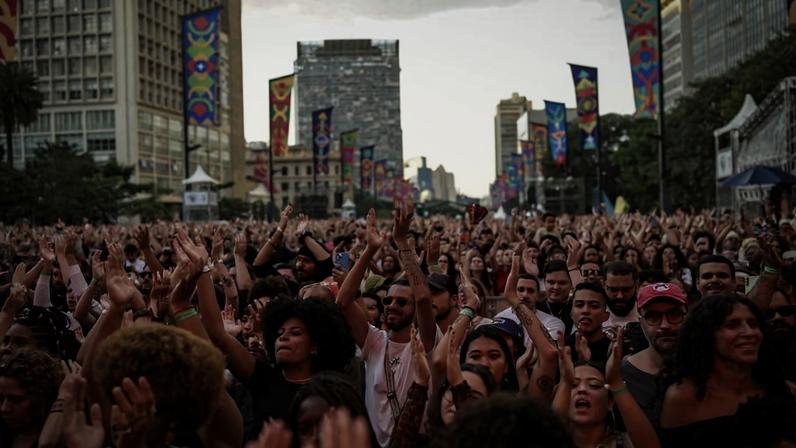Palco Anhangabaú na Virada Cultural de 2025