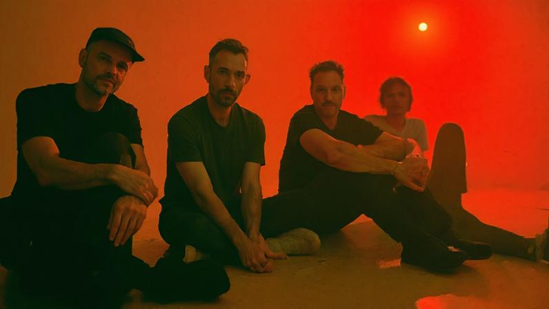 American Football, em foto por Alexa Viscius