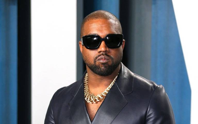 Kanye West durante a festa do Oscar organizada pela Vanity Fair, na Califórnia, nos Estados Unidos