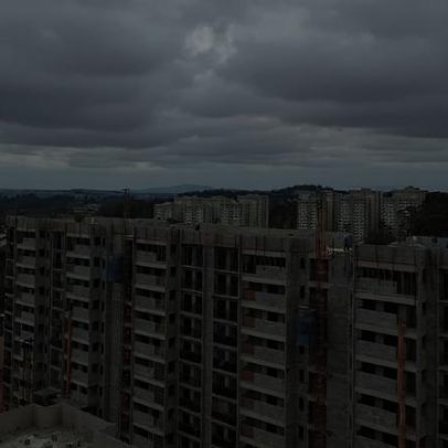 Tarcísio encerra projeto de moradia do MTST e pede devolução de 37 milhões à Caixa