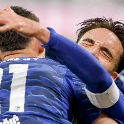 Schalke vence e volta à elite da Alemanha
