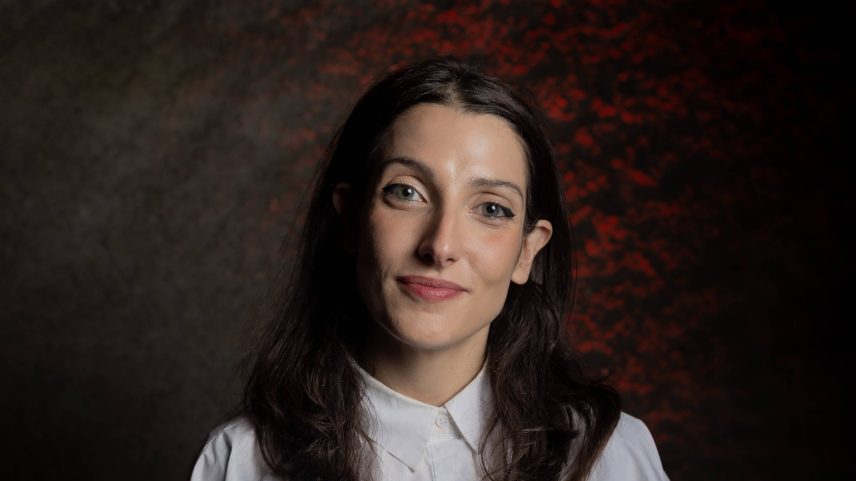 A atriz e cantora Clarice Falcão
