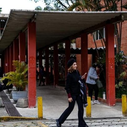 USP nega prova em Libras para candidatos surdos em mestrado