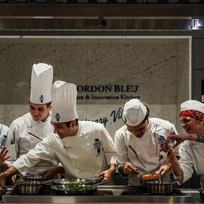 Chefs premiados ministram aulas beneficentes no Le Cordon Bleu de SP