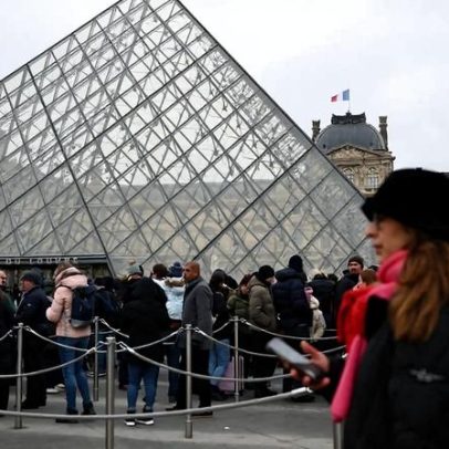 Roubo do Louvre vira filme e série documental baseado em livro