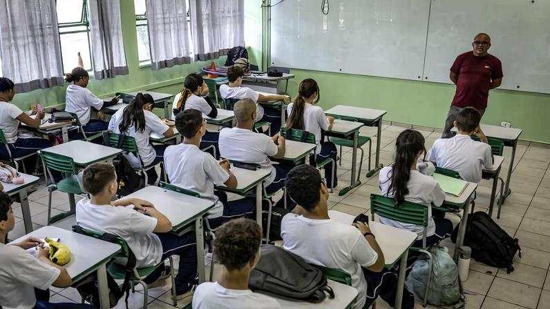Escola Estadual Professor Lourenco Filho, no Planalto Paulista, zona sul de São Paulo, que desde fevereiro adota o modelo cívico-militar