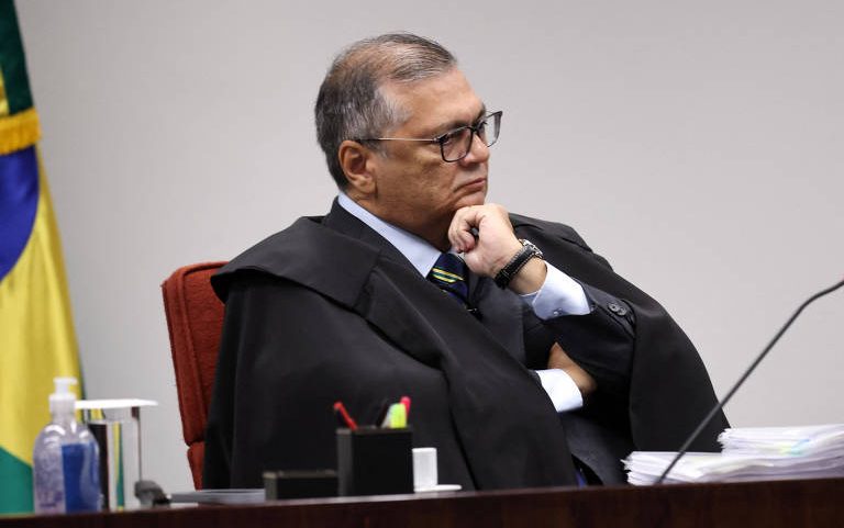 Flávio Dino durante julgamento no STF