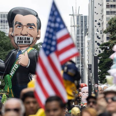 Donos de fundo que financiou filme de Bolsonaro criam empresa em paraíso fiscal