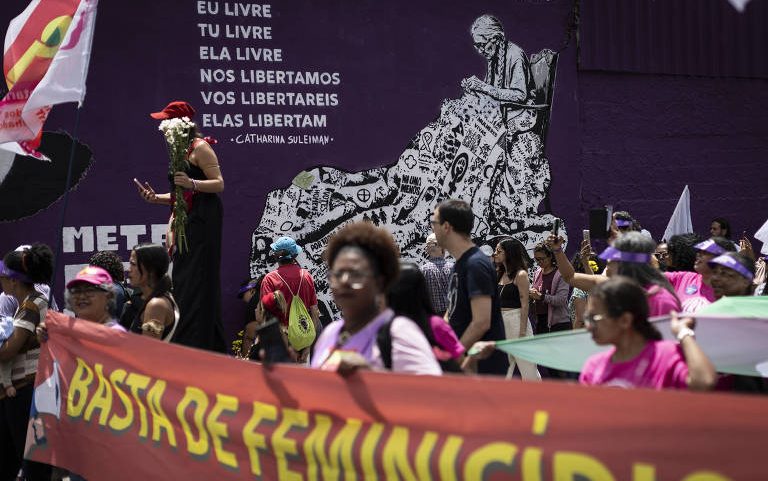 Ato do Dia da Mulher em São Paulo destaca casos de feminicídio