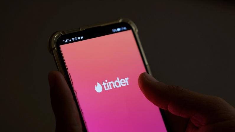 Aplicativo de relacionamentos Tinder