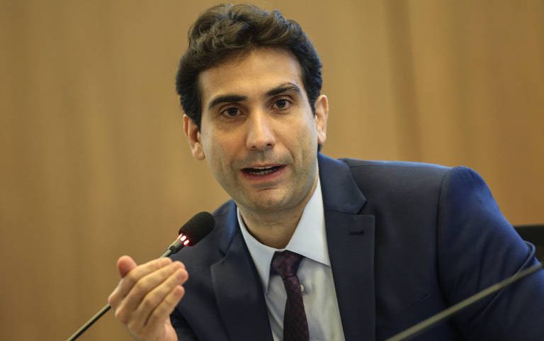 Presidente do Banco Central, Gabriel Galípolo, em entrevista a jornalistas em Brasília