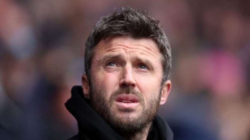 Michael Carrick assumiu o comando após a saída de Ruben Amorim em janeiro e rapidamente agradou a diretoria do United –