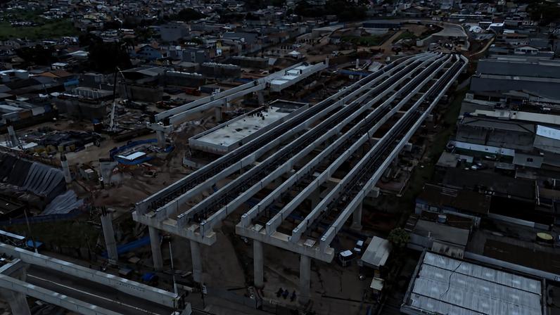 Obra do segundo pátio de trens da linha 15-prata, na avenida Ragueb Chohfi, na zona leste de SP