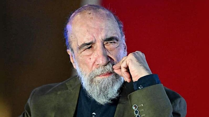 Raúl Zurita em festival literário na Cidade da Guatemala