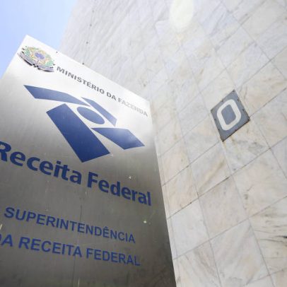 Contribuintes têm até este domingo para optar pelo IR por débito automático