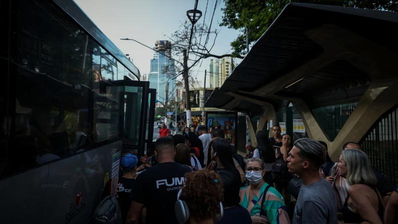 Golpe da Mostarda: como evitar furtos no transporte público