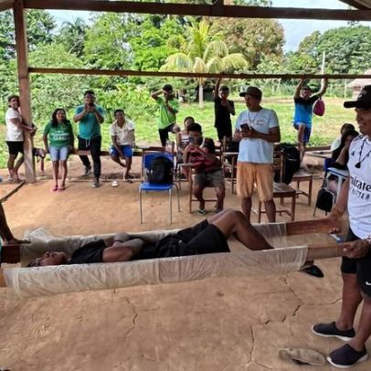 Médicos criam projeto para ensinar primeiros socorros em aldeias da Amazônia