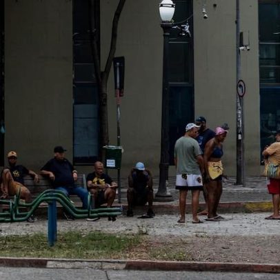 Após esvaziamento da cracolândia, usuários circulam por pontos em Santa Cecília