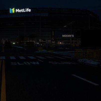 Organização pede que torcedores não vão a pé ao estádio da estreia do Brasil