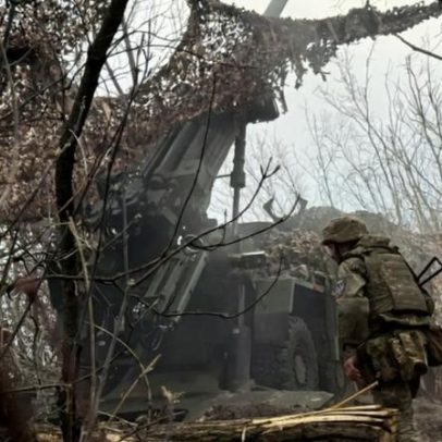 Rússia lança drones em número recorde contra a Ucrânia em abril, diz AFP