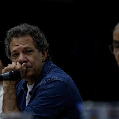 Esquerda vincula dosimetria a Master, reforça discurso e ataca Congresso no 1º Maio