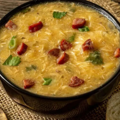 Caldo de kenga: receita mineira cremosa para os dias frios