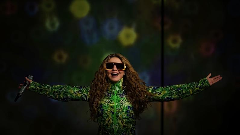 Shakira se apresenta durante um show gratuito na praia de Copacabana, no Rio de Janeiro, Brasil