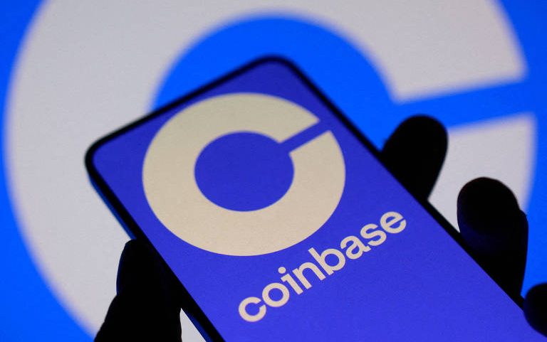 Aplicativo da Coinbase em celular