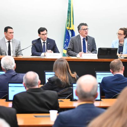 Comissão da Câmara faz turnê sobre fim da 6x1 e busca visibilidade em ano eleitoral