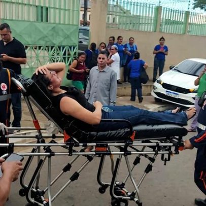 Pais se desesperam após tiroteio em escola de Rio Branco