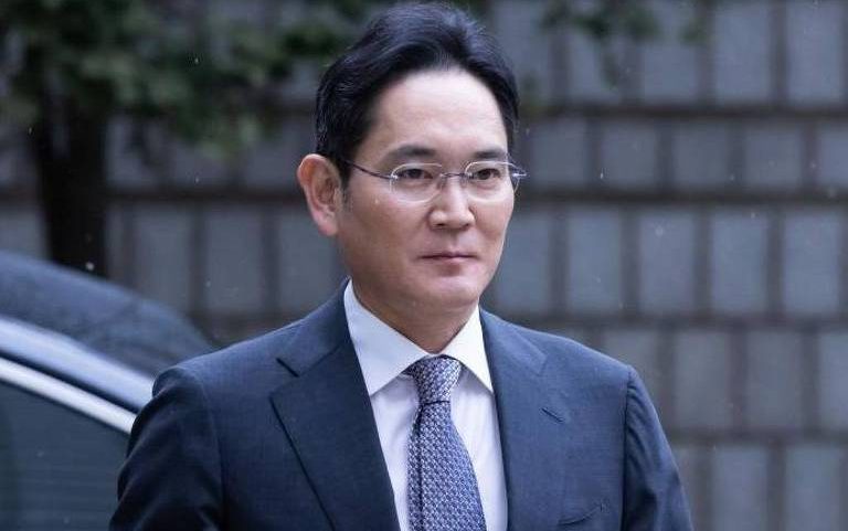 Lee Jae-yong, presidente da Samsung, chegando ao Tribunal Distrital Central de Seul, na Coreia do Sul