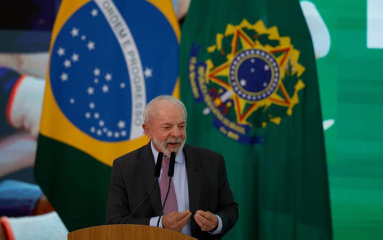 Presidente Lula durante cerimônia de lançamento do Programa Reforma Casa Brasil, no Palácio do Planalto, em outubro de 2025