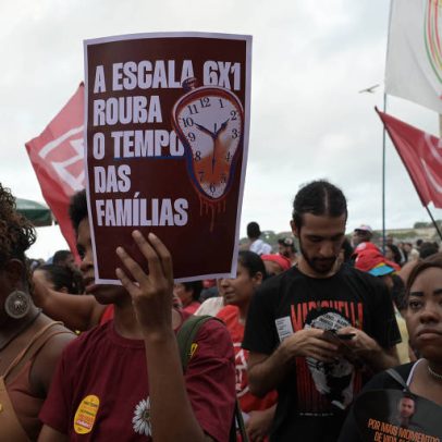 Deputadas do PSOL propõem reduzir jornada de mães em 15%