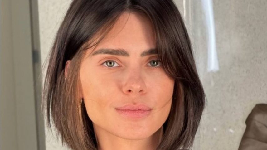 Carolina Dieckmmann mostra novo visual