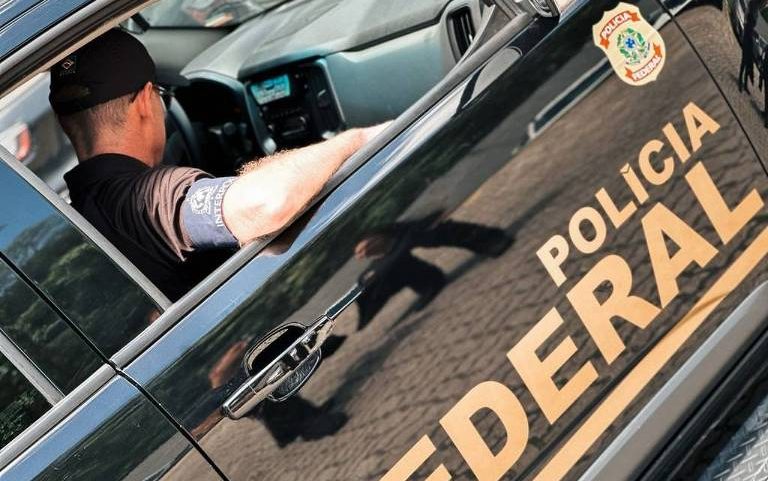 Polícia Federal durante operação em Goiás; nesta quarta (13), a PF deflagrou operação em Cajamar, na Grande SP
