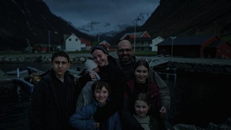 Cena do filme 'Fjord', de Cristian Mungiu