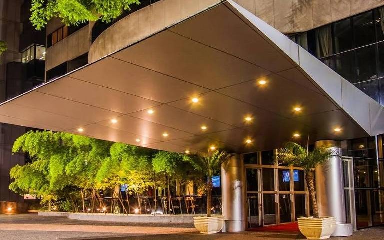 Entrada do Hotel Transamerica, da rede Atlantica